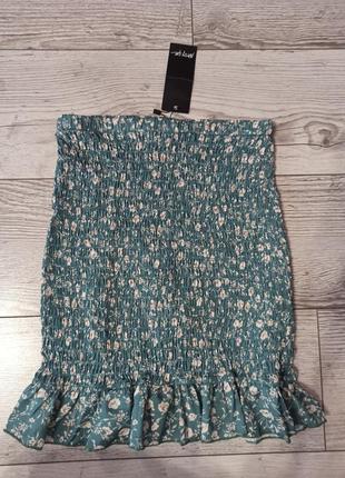 Стильная юбка резинка в цветы6 фото
