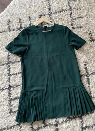 Зеленое короткое платье zara1 фото