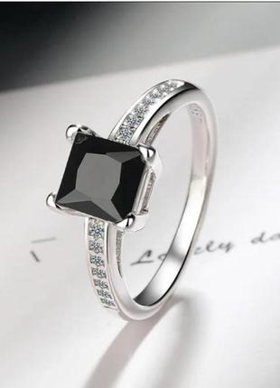 Кольцо кольцо серебро черный агат и цирконы стильная новинка1 фото