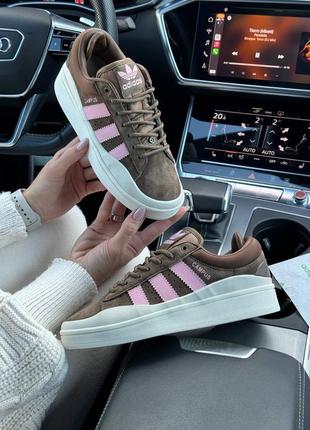 Женские кроссовки adidas originals campus x bad bunny brown pink1 фото