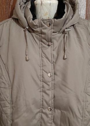Легкая демисезонная куртка размера  58 -60.4 фото