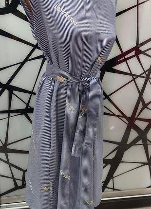 Платье миди в синюю полоску с вышивкой 42-4610 фото