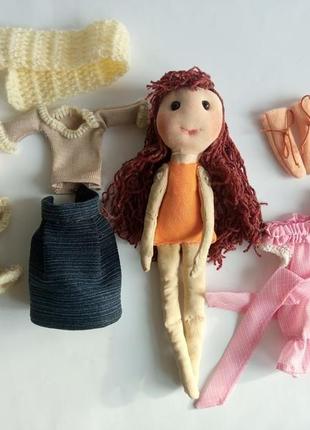 Набор текстильная кукла и одежда. куколка алиса.3 фото