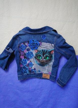 Джинсова куртка з художнім розписом "чеширський кіт".1 фото
