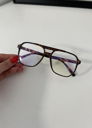 Трендовые имиджевые очки в стиле zara2 фото