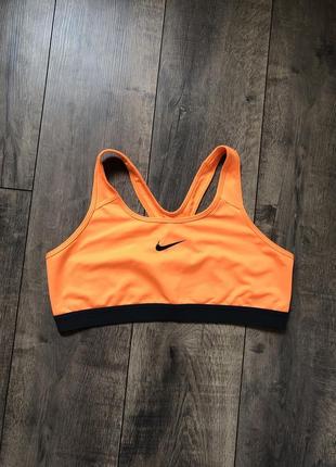 Спортивный топ nike2 фото