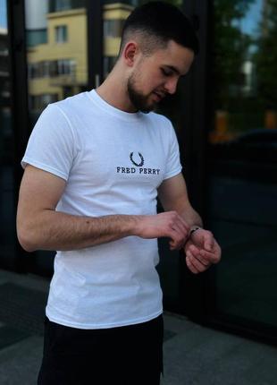 Футболка fred perry біла чоловіча