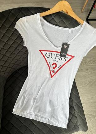 Футболка guess