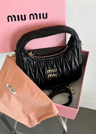 Шикарная сумка хобо в стиле miu miu wander черная