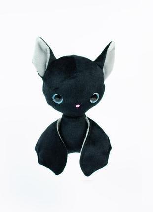 Мягкая плюшевая игрушка черная летучая мышь с блестящими большими глазами2 фото