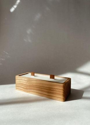 Соевая ароматическая свеча в деревянной емкости с деревянным фитилем3 фото