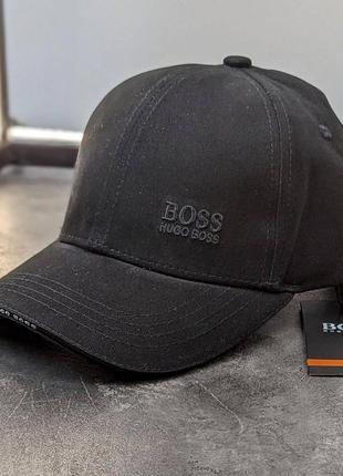 Кепка в стиле hugo boss