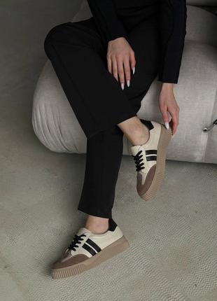 Шкіряні кеди жіночі