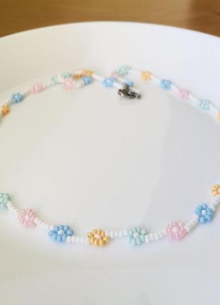 Белый цветочный чокер из бисера, бисерное ожерелье1 фото