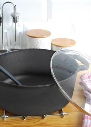 Каструля чавунна велика з кришкою-сковородою brizoll casserole 240 мм 4 літри4 фото