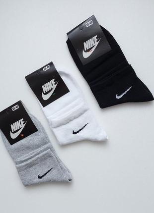 6 пар женские спортивные носки"nike" демиспортивные носки"nike" демисезонные. 36-40р средней высоты.3 фото