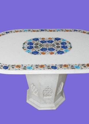 Мармуровий стіл з інкрустацією напівдорогоцінним камінням