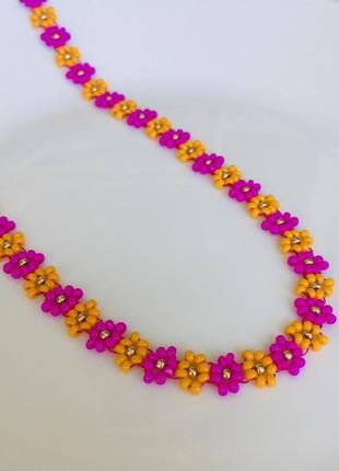 Розово-оранжевый цветочный чокер из бисера, бисерное ожерелье цвета фуксии4 фото