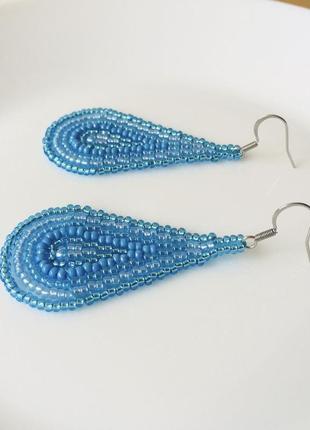 Блакитні бісерні сережки у формі краплі, новорічні сережки з бісеру8 фото