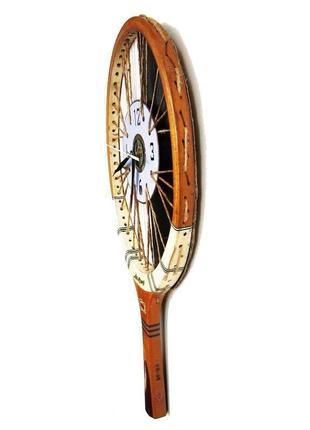 Часы - теннисная ракетка . необычные декоративные современные настенные часы.5 фото
