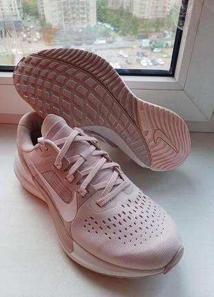 Кросівки для міста nike air zoom vomero 15 cu1856-600 розміри 36.5, 38 оригінал