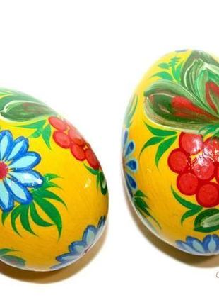 Деревянное яйцо расписанное в технике петриковской росписи