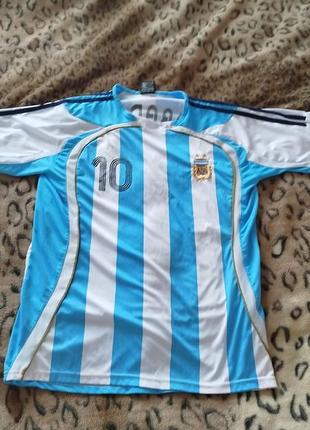Продам футболку сборной аргентины, дикого армандо марадонна2 фото
