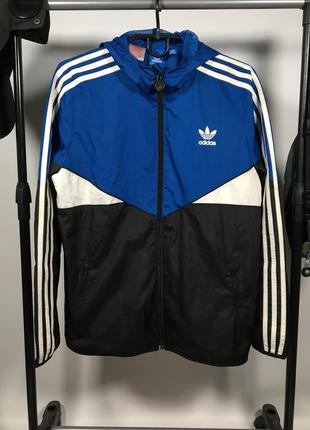 Легкая ветровка adidas s