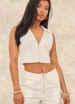 Красивый, беленький топ plt