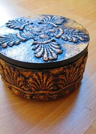 Шкатулка деревянная с имитацей резьбы - полезный подарок, сувенир4 фото