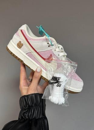 Жіночі кросівки найк сб данк преміум / nike sb dunk
 ‘85 double swoosh pink rabbit premium1 фото