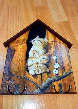 Настінна ключниця 'кошенята-непосиди '(велика), вішалка у вітальню, дитячу4 фото