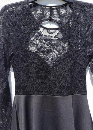 Красивое гипюровое чёрное платье с открытой спиной nelly one6 фото