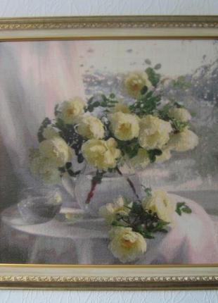 Вышитая картина "нежные желтые розы"1 фото