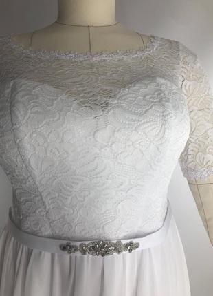 Свадебное платье а силуэта белого цвета 56 размера с гипюром и шифоновой юбкой !!!6 фото