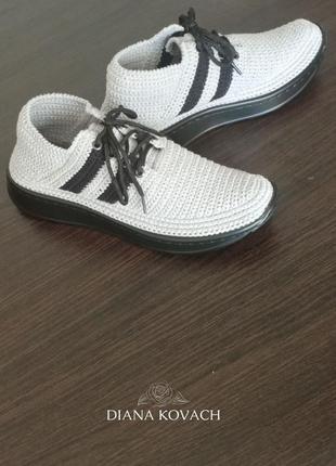 Кросівки в'язані жіночі