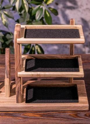 Подставки-органайзеры из дерева для гаджетов деревянный органайзер для телефона5 фото