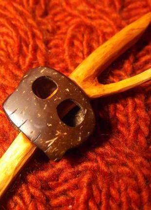 Деревянная шпилька для волос с черепом из кокоса - украшение для хеллоуин2 фото