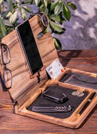 Настільний дерев'яний органайзер док станція для смартфона годин ручки ключів очок у подарунок чолов4 фото