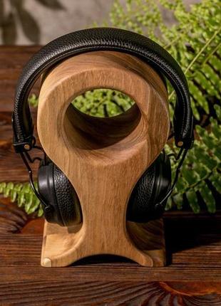 Дерев'яна підставка для навушників з персоналізацією в подарунок на день народження хлопцеві синові4 фото