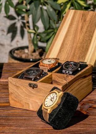 Шкатулка для часов мужская на 4 ячейки с деревянной крышкой