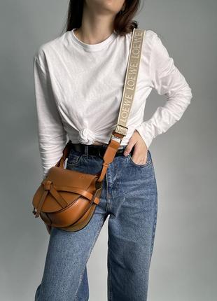 Женская сумка в стиле loewe gate small leather and jacquard shoulder bag brown premium.2 фото