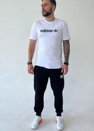 Мужской спортивный костюм комплект летний футболка и штаны adidas