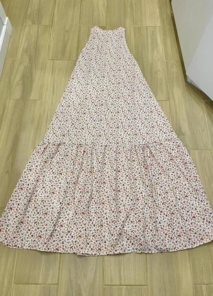 Акция 🎁 стильное ярусное платье макси boohoo

в цветочный принт zara h&amp;m4 фото