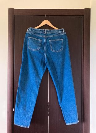 Новые классические синие джинсы denim co2 фото