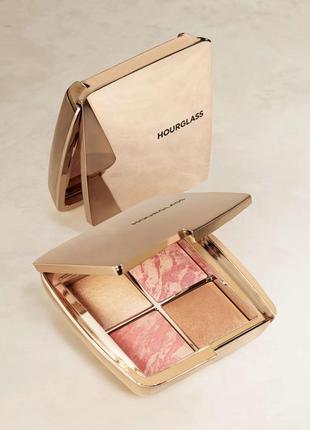 Палетка палитра румяна бронзер хайлайтер для макияжа лица hourglass ambient lighting palette