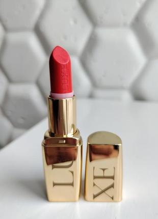 Помада для губ от эйвон люкс avon luxe glam poppy1 фото