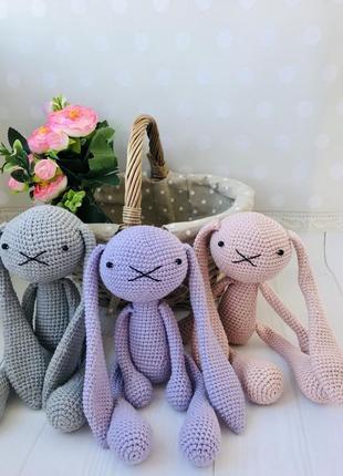 Длинноухий зайка, вязаная игрушка