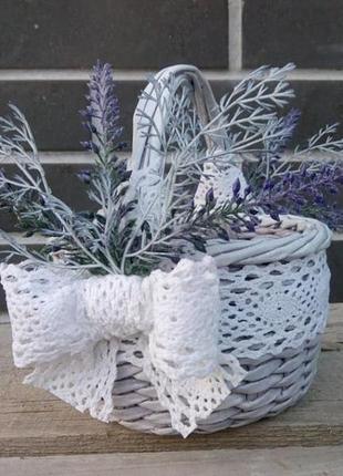 Плетеная корзина с декором d14cm