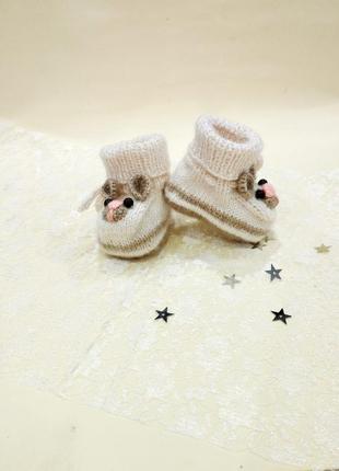 Пинетки мишки молочного цвета на завязках, детская обувь4 фото